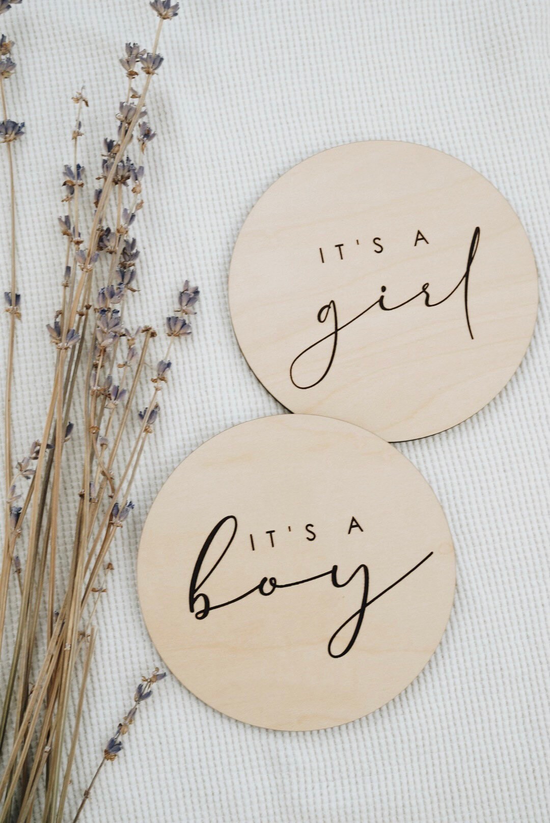 Gender Reveal Announcement Plaque - It’s a Boy / It's A Girl