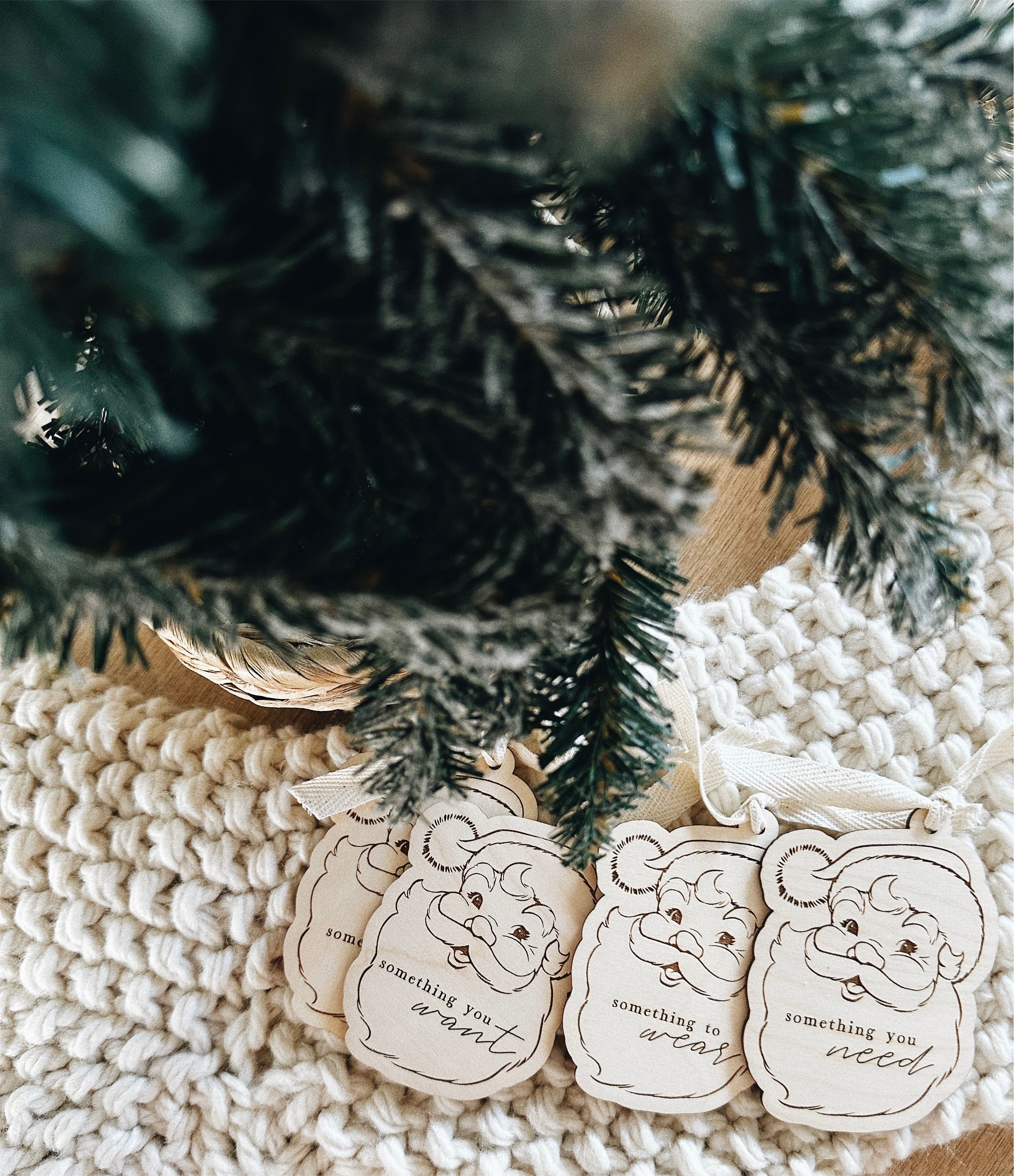 Set Of Santa Claus Something Gift Tags, Secret Santa, Holiday Gifting Baskets, Want Need Wear Read, Christmas Gift For Kids