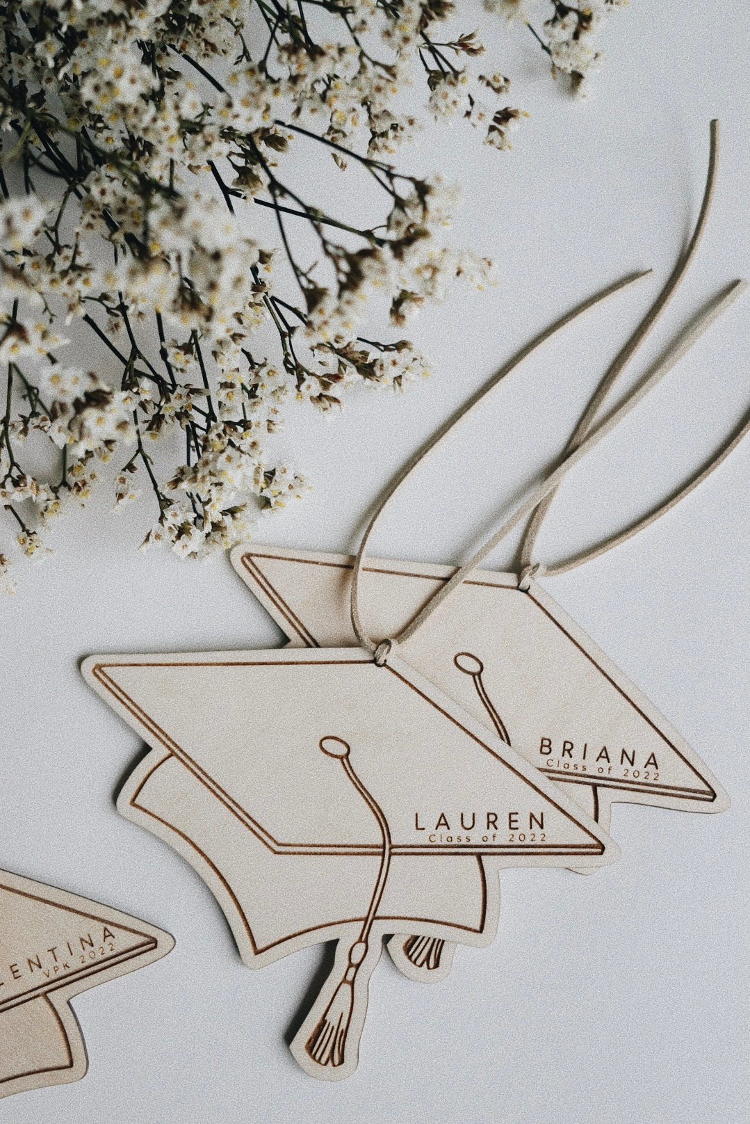 Graduation Tag, Class Of 2022, Keepsake Piece, Grad Hat, Wooden Ornament, Personalized Custom Name Sign, Graduation Gift Tag